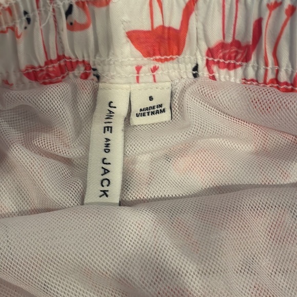 Boys size 6 Janie and Jack Swim Trunks in great condition - Picture 2 of 3